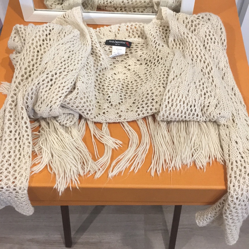 Long Sleeve Cream Cardigan with “Fringe”